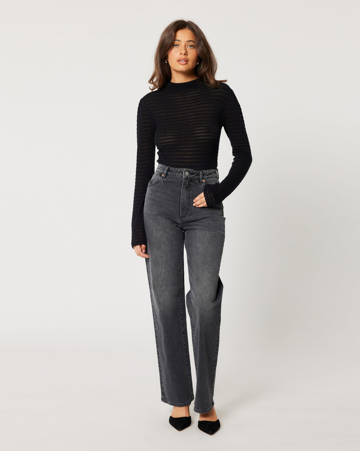 Heidi Worn Black