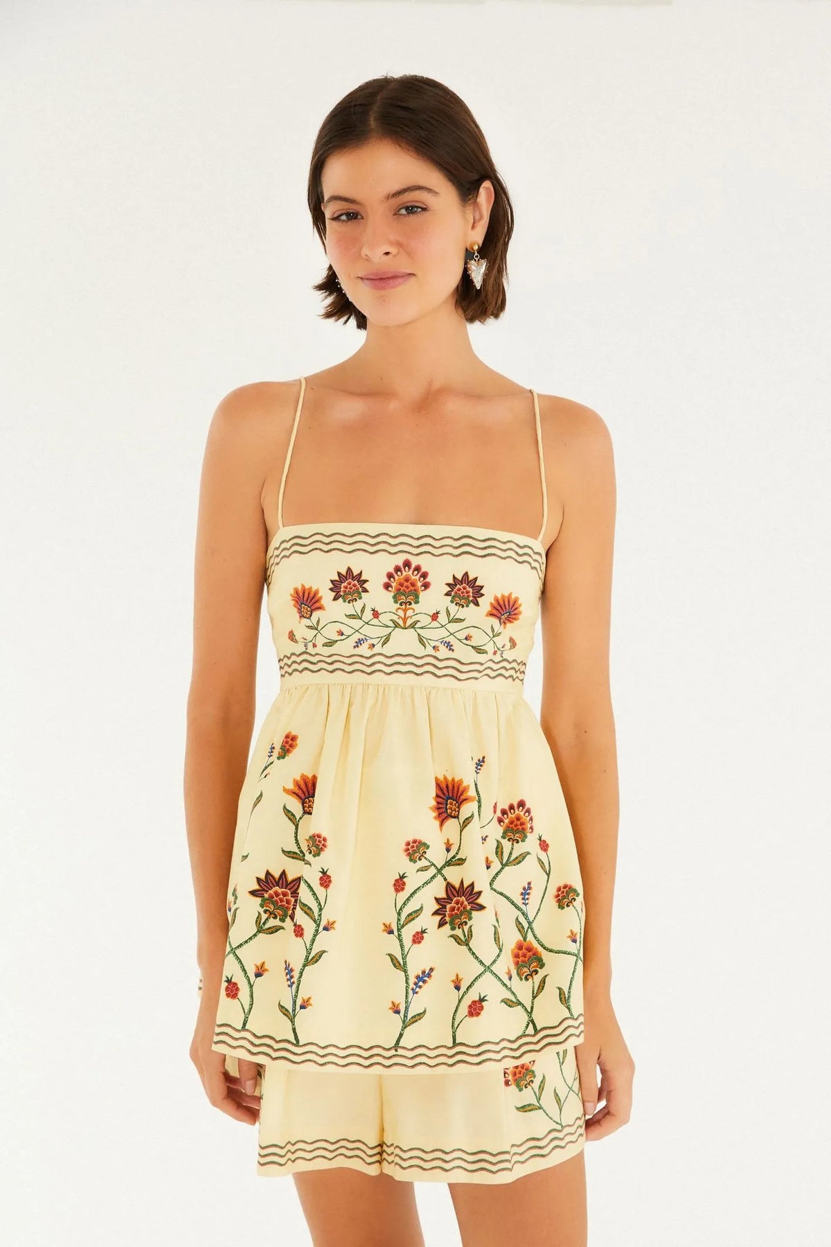 Short Jardim Maravilhoso