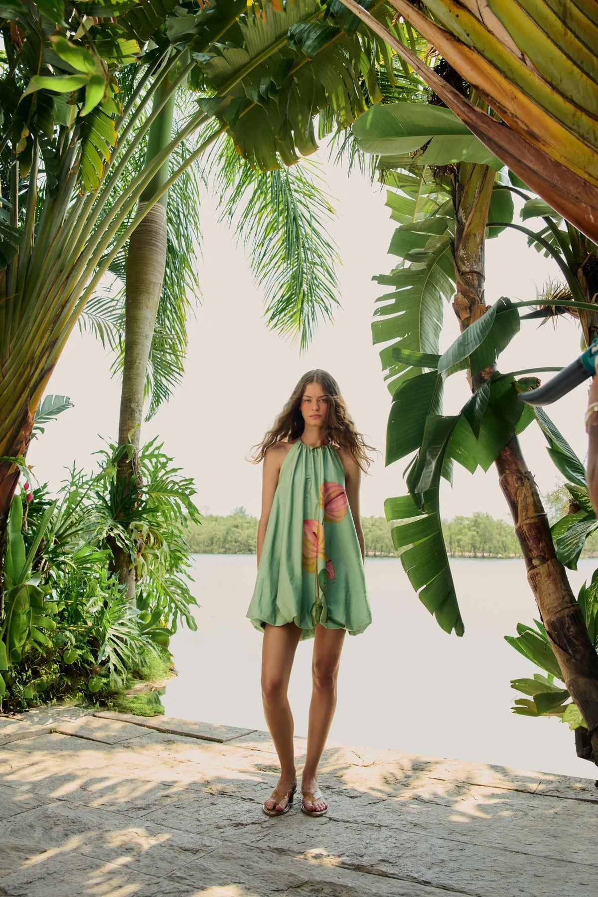 VESTIDO CURTO BALONE ANTURIO E