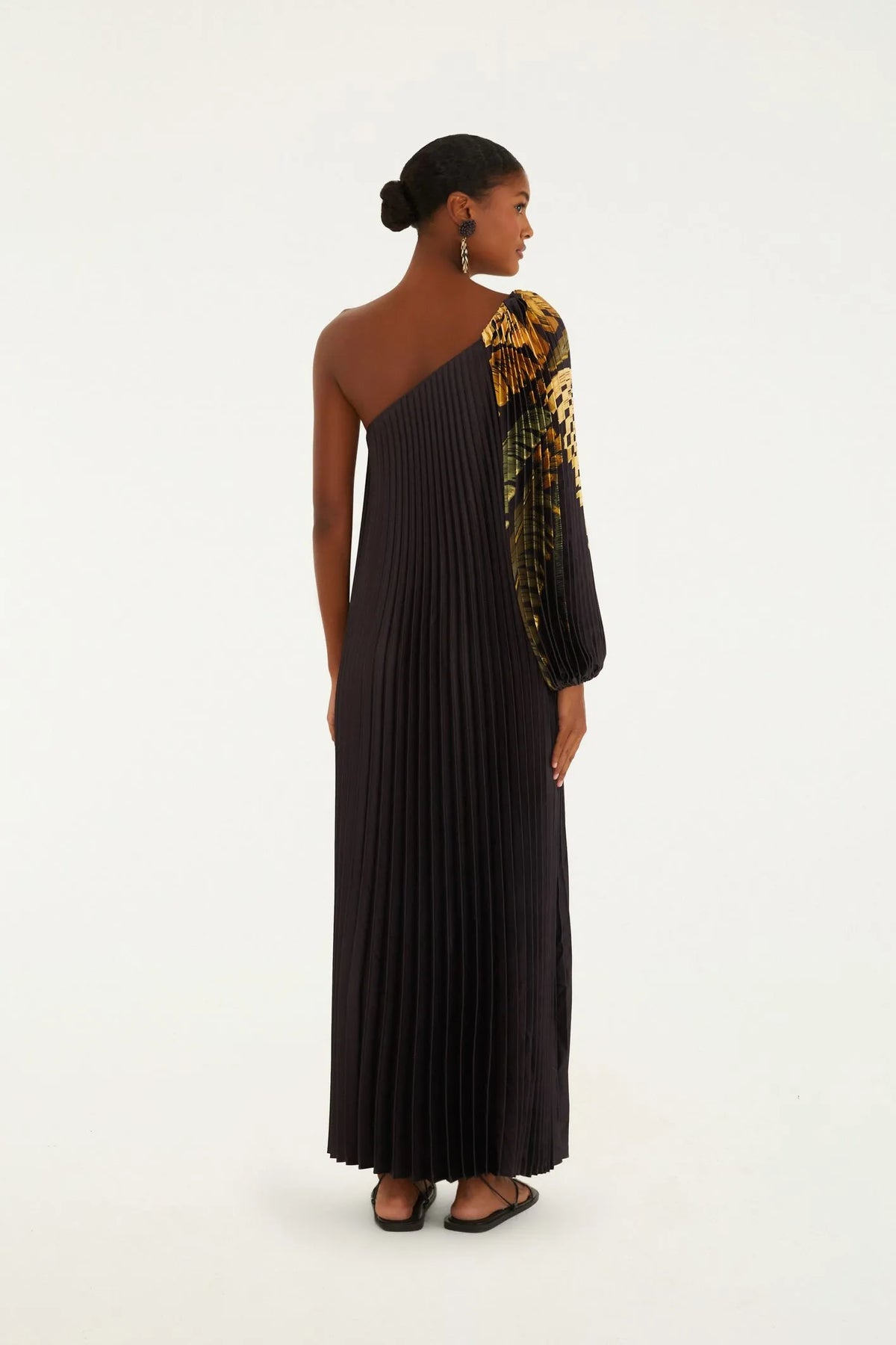 VESTIDO PLISSADO ITACARE PRETO