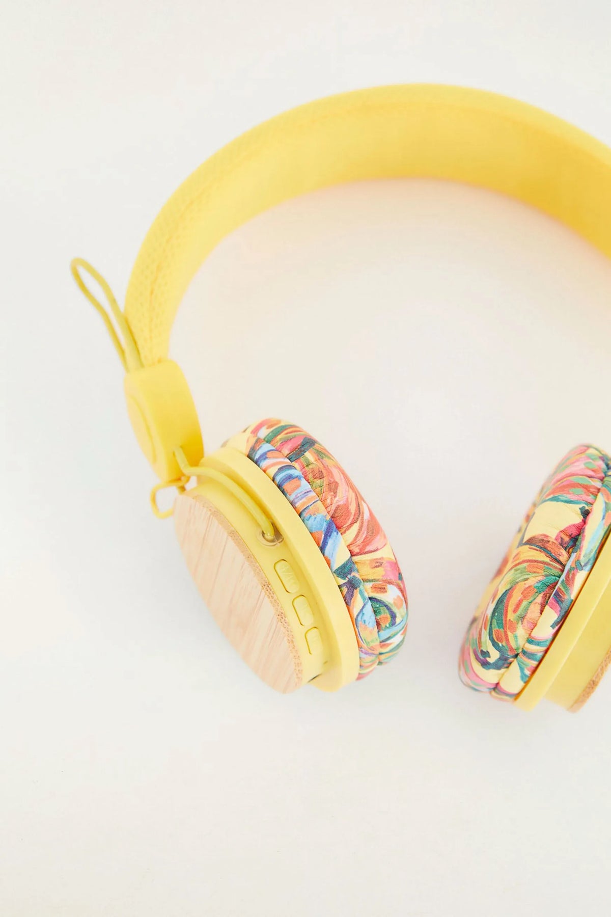 HEADPHONES COR DE BANANA