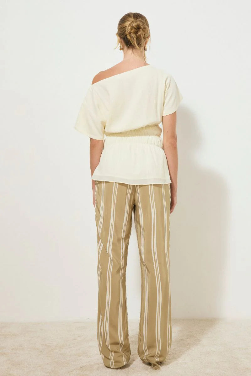 lotus top