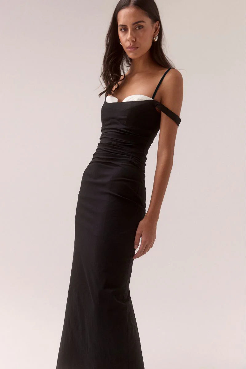 LURE DRESS - BLACK AND WHITE