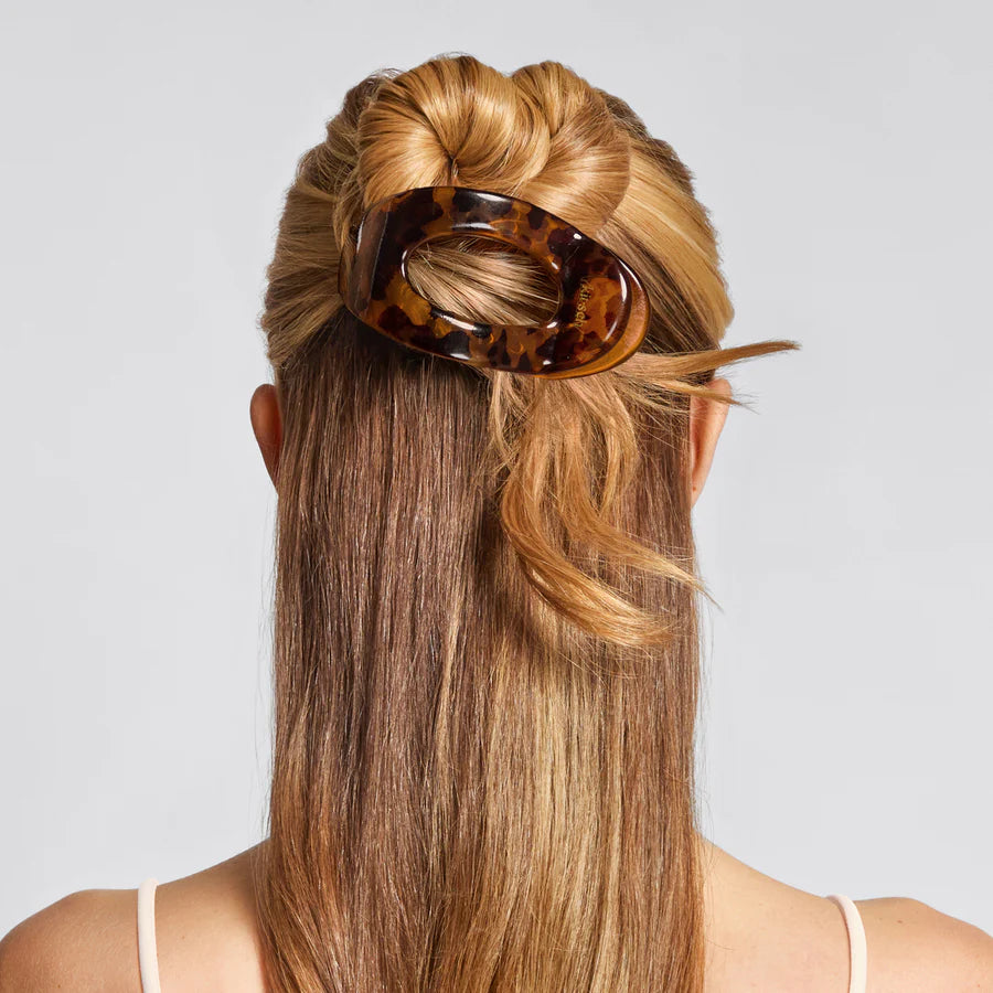 Recycled Plastic Large Flat Cloud Clip - Tort