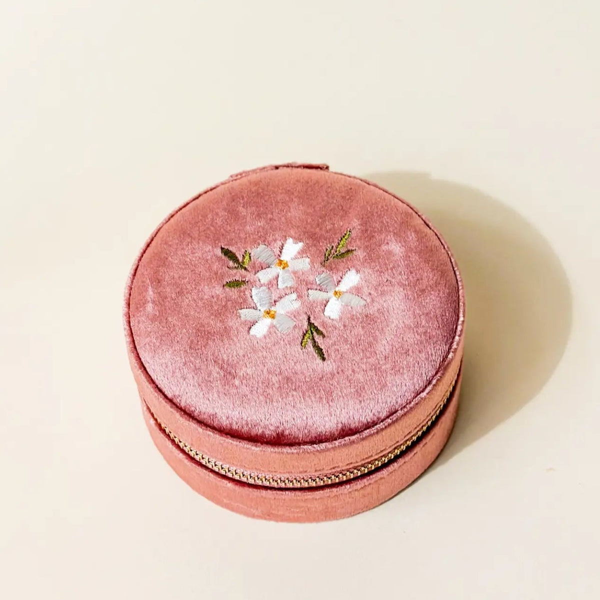 Round Velvet Jewelry Case