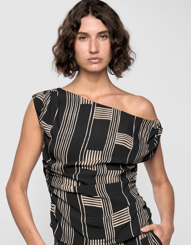 Marina Asymmetrical Top