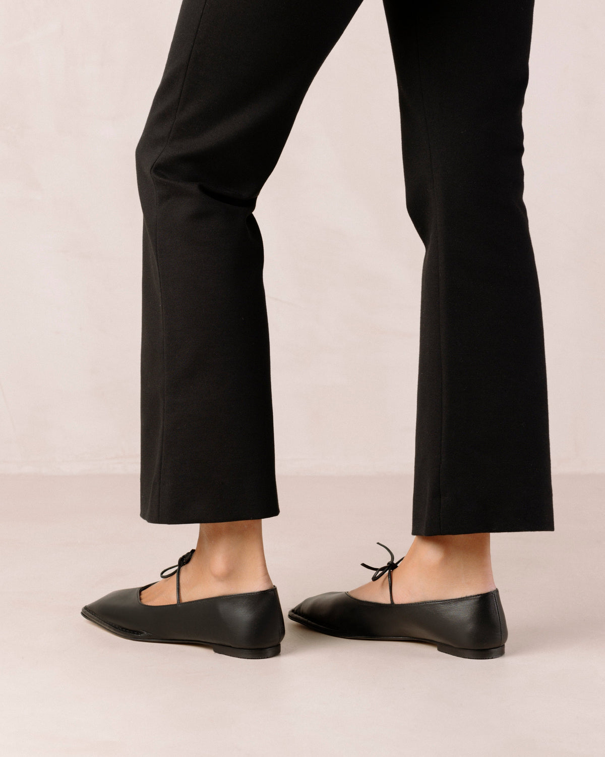 Sway - Black Leather Flats